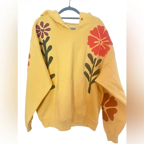 We The Free It's A Vibe Flowers Hoodie NWT $168 - Picture 3 of 3